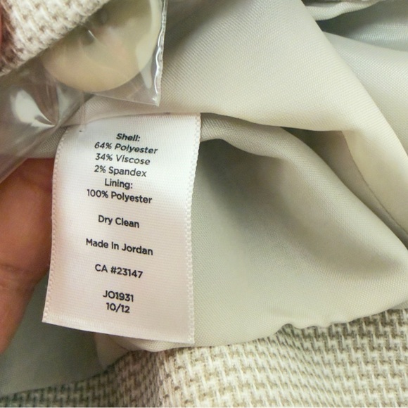 Talbots Size 14 Womens Tan Beige Collared Career Blazer size 16W - Picture 6 of 11